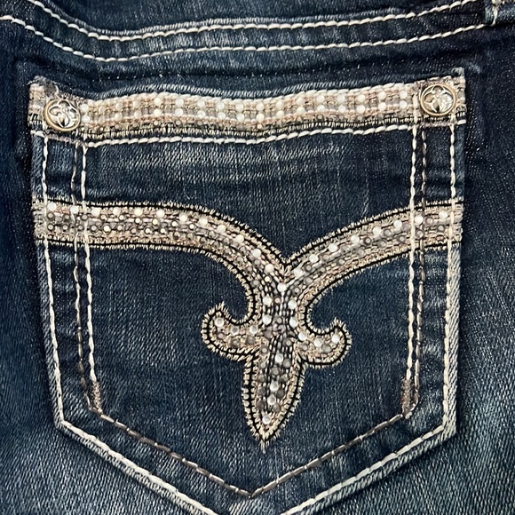 Beautiful rock revival shorts worn a couple times - Picture 6 of 7